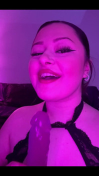 I Look so Pretty Sucking Dick I Wish It Was the Real Thing