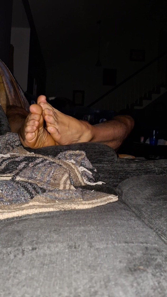 Midsouth Foot Fetish: मेरे गीले तलवों को दिखा रहा हूँ