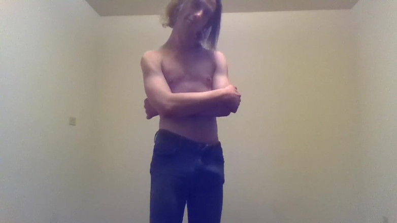 LilTaste: Transgirl pre-op topless in solo jeans, Aroused | Auto-fotografia in posa