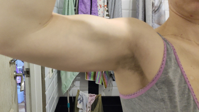 Risky Hairy Couple: Büyük kadının kasları esneme