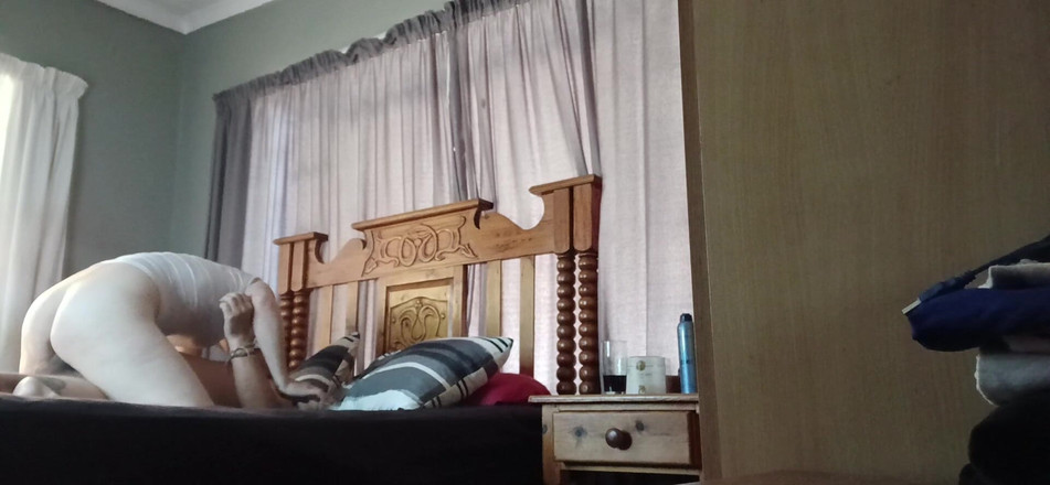 Bigjoefuckalott: Развлечение соседки по комнате