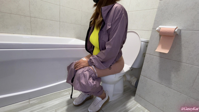 GassyKat: The Daily Toilet Season 2 Episode 11