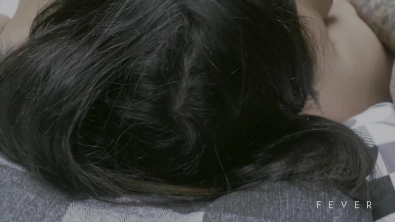 Fever Films: Morena sexy está pronta para ser fodida