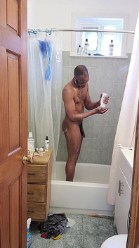 Banho sexy de Kennie Jai