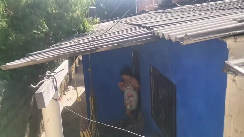 Adribella69: Latina gordita tiene sexo duro con su viejo vecino, rogándole...