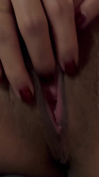 Odiseea orală a mamei sexy Filipineză: Lexxi îl suge pe tati, își gustă propriile sucuri delicioase, iar tati o fute și o ejaculează pe față - Lexxi Wett