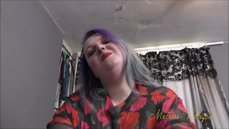 Mxtress Valleycat: Bouncing on my flat mate - and not you