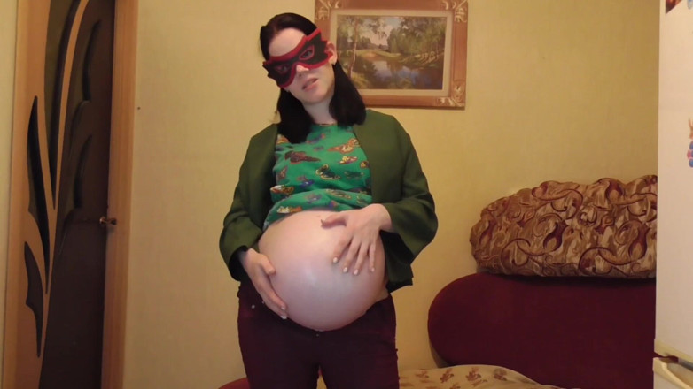 Anna Sky: Hot pregnant slut Anna in costume