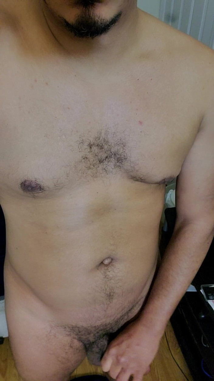 Browndicksavior: Goyangin kontolmu denganku sambil kubayangin jilat pantatmu