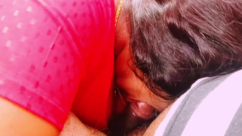 Telugu honey lips: Adik tiri India dan saudara tiri amezing menyepong crezy cowgirl...