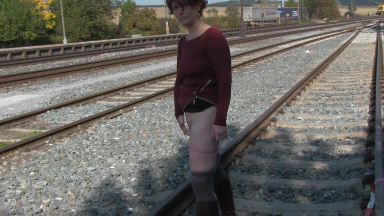 Popp Sylvie: Sex in the train station