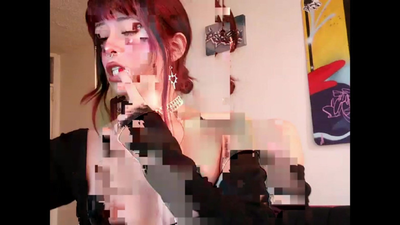 Elisabeth Garban: Lationa with a Perfect Body Masturbates in Her Room When...