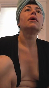 Getaran anal ibu tiri bejeweled