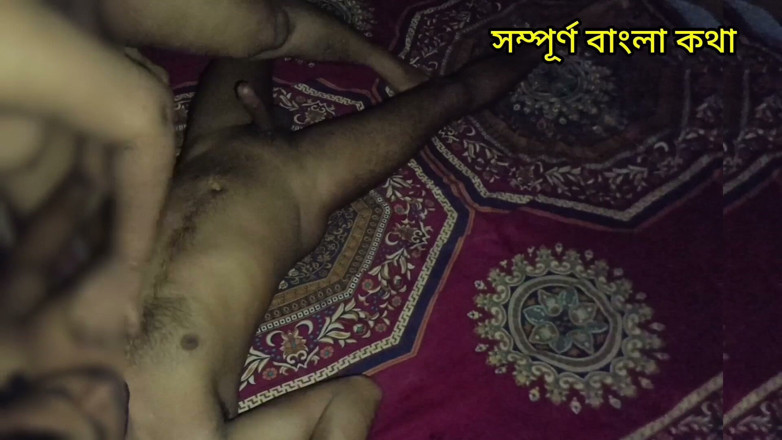romanticcapol: Cewek Bangladesh aku mergoki istriku lagi sendirian dan ngentot dia...