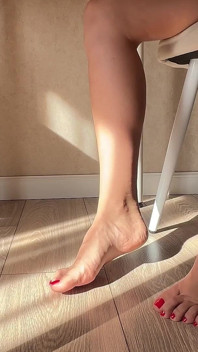 POV: Giantess Crushes Her Tiny Foot Midget Slave