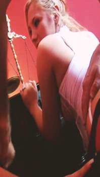 Adegan festival memek 4_busty tante seksi rambut pirang lagi asik ngentot bareng-bareng di pesta seks liar