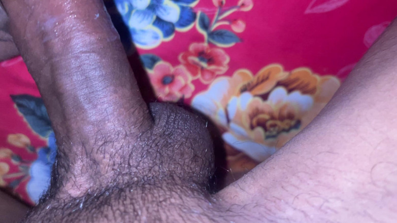 Nepali Closeup: 彼女にセックスを教えること