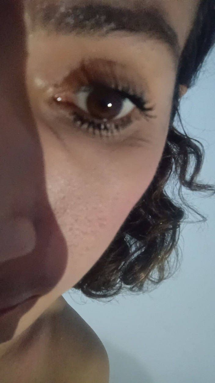 Femboy from Colombia: 모두를 위한 귀엽고 섹시한 메이크업