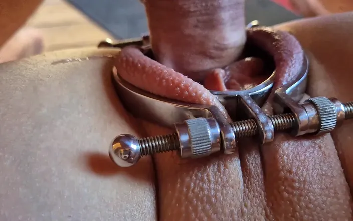 Popp Sylvie: What a Sextoy!