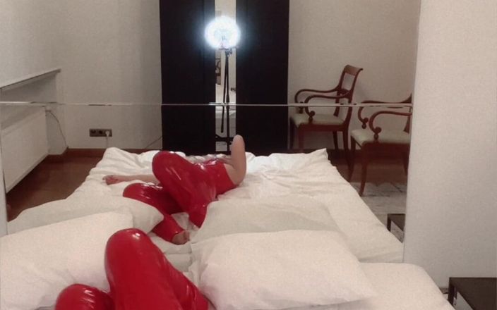 FinDom Goaldigger: Ztraceni ve hvězdách nahoře