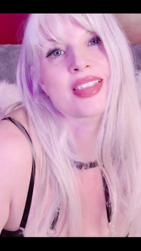 A Very Dommy Audio Check!