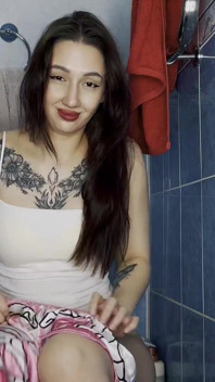 Who Hasn't Seen That Video yet of the Giantess Who's Going to Eat You?