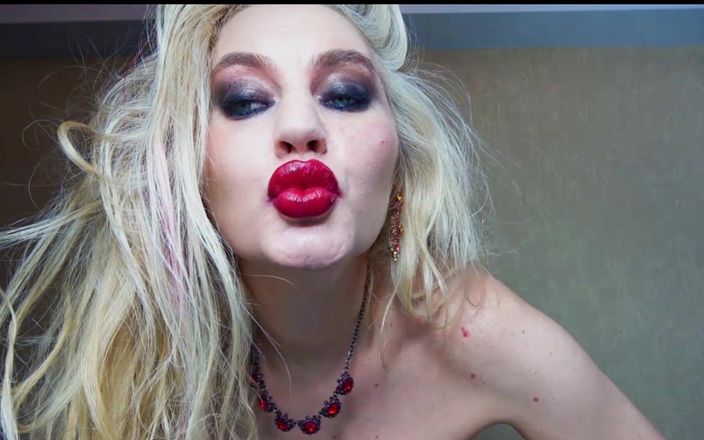 Goddess Celine: Porno polibky