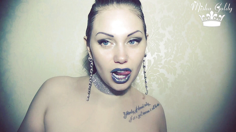 Goddess Misha Goldy: Bibir glittery biru menghirup &amp; menyembah