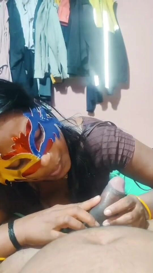 Sita Kumari: Il cognato mi ha fatto succhiare il suo cazzo per...