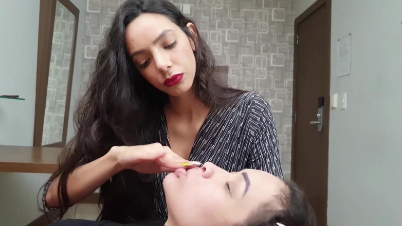 FetishKing: Hands Squeezing Extreme - the Sexy Hands and the Powerful Face...