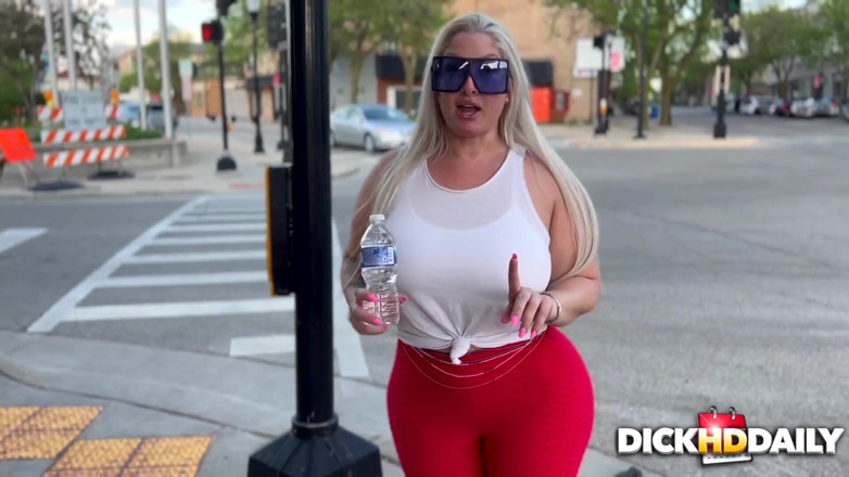 DickHerDownDaily: Dani Gets Cum for Lunch