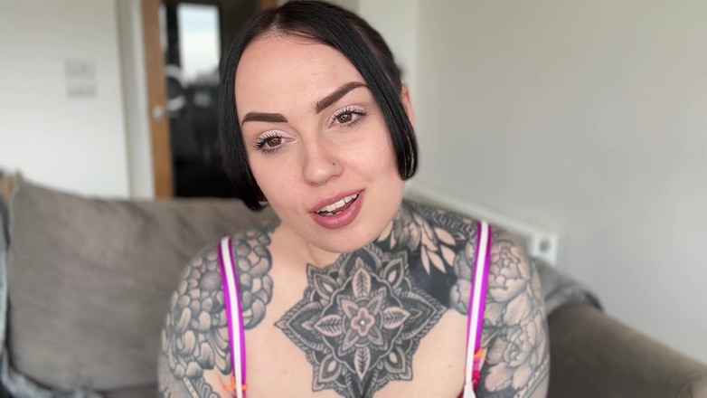 Miss Valentina: Instrucțiuni de masturbare senzuală