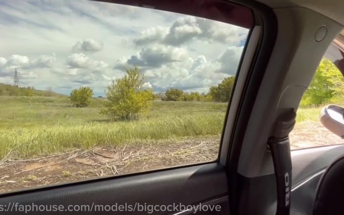 AlexGay: パパの通行人クルーズ、公の場で高速道路で私のペニスを熱くオシコし、お尻で私をファック
