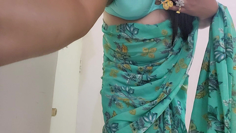 Indiansissychubby: Sikişmeden Önce Çok Azgınım Tatlı Buna Bayılıyorum