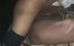 Stepmom baby: 向年长的混蛋阿姨吐口水 2