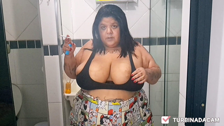 Mary Jhuana: Um momento só para mim: fumaça e xixi
