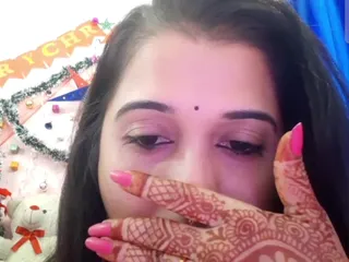 Smart Bhabi Hard Pussy Pumping on Video Call