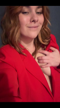How Do You Like My Outfit for a Business Meeting?