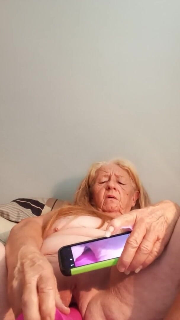 Granny fucksalot of dick: Granny's pleasure