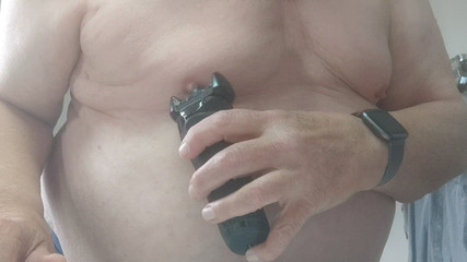 Karlchengeil: Hraní a holení koz