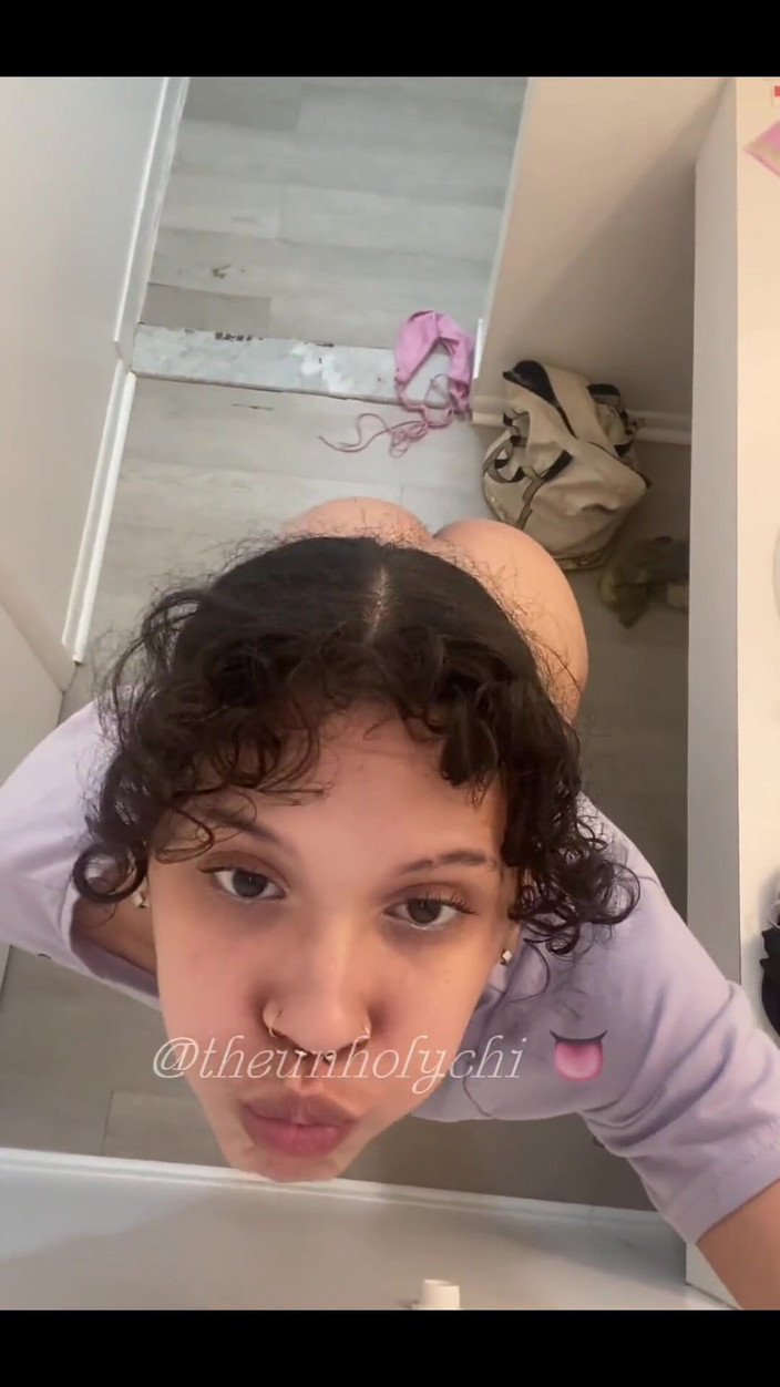 theunholychi: Znuděný