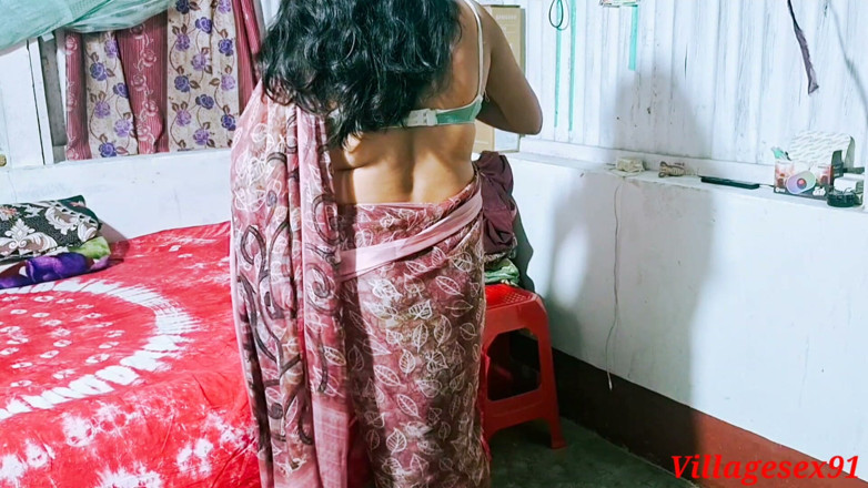 Villagesex91: Soție reală desi bengali futând tare pula mare neagră în pizdă și...