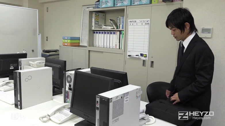 Heyzo: Sênior que estava se masturbando enquanto trabalhava na hora extra -...