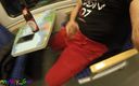 Funny boy Ger: Kerel trekt stiekem zijn worst af in een rijdende trein...
