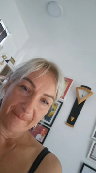 Hot Mom Tongue Teasing Ready for Hot Action