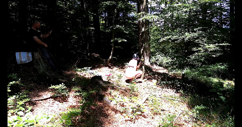 Toilet Mommy: この大きな胸の継母は本当にあのチンコを欲しがってる