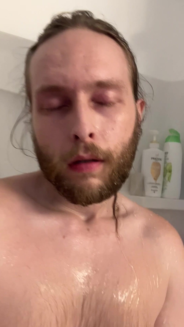 Got Horny in the Shower (Tofutugger)