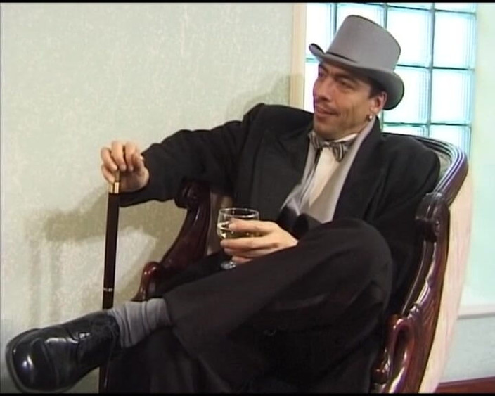 Deutsche Damen: Si blonde dari Jerman ini dijilat dan dikongkek