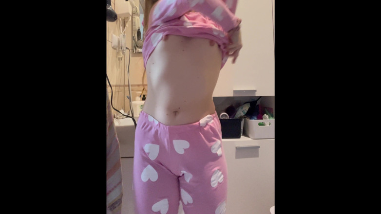 Inga lillypop girl: Poranny striptiz dla tatusia