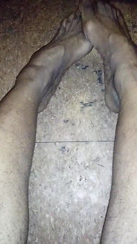 Very Nice Long Legs and Suckable Toes Foot Fetish
